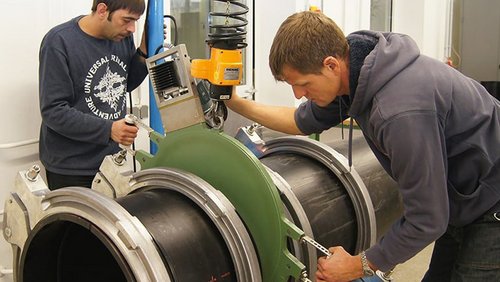 Steigende Nachfrage nach Firmenschulungen zum „Schweißen und Verlegen von Rohren und Rohrleitungsteilen aus Polyethylen (PE 80, PE 100 und PE-Xa) für Gas -und Wasserleitungen“ 