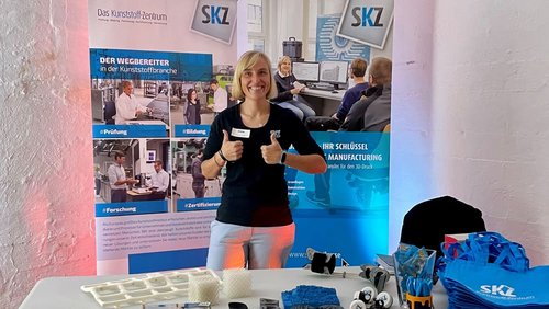 Senior Trainerin Irena Heuzeroth auf der PRINTED Hub 2025
