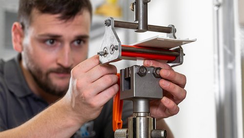 Neuer praxisnaher Kurs „Qualitätsbewusstes Handeln“ bietet individuelle Inhouse-Schulungen für Unternehmen.